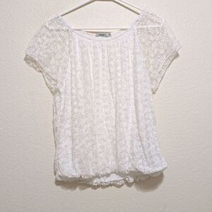 Tendenze lace over blouse size medium